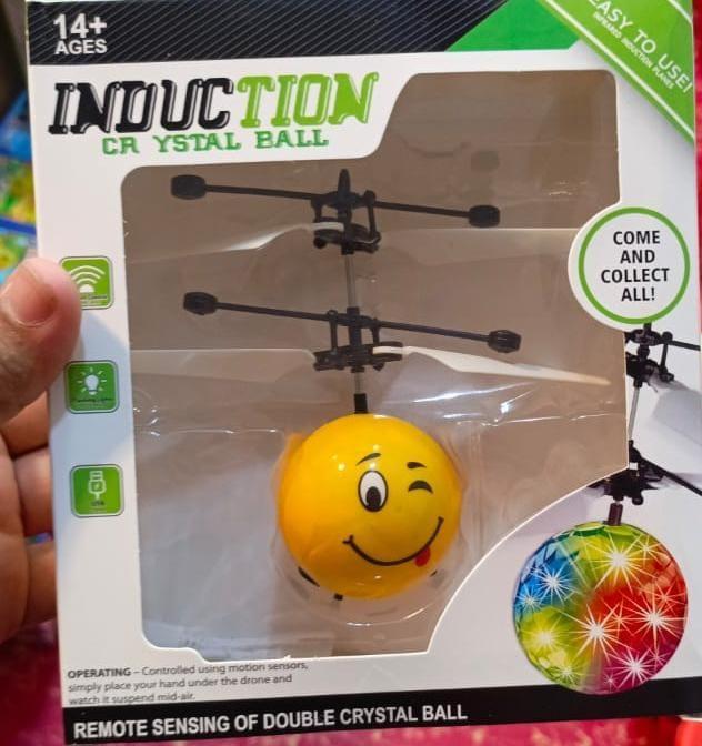 Plastic Emoji Flying Ball - Smart Mart Online